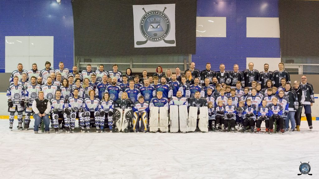 Kings-Mannschaftsfoto-otrfm9av7o1ngdq2a6k9a76a5xrogxh1ie2knurq0w[1]
